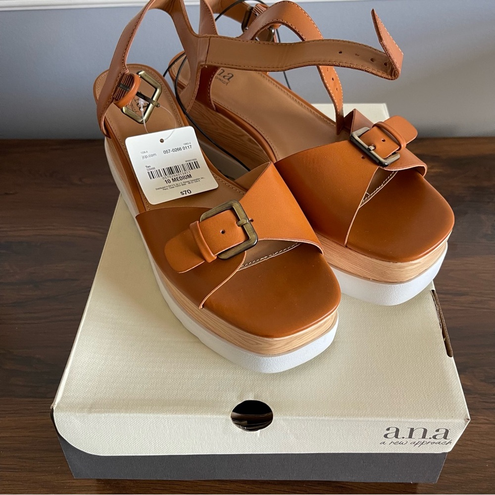 ANA Women’s Platform Sandals Leather Cognac NWT - Size 10
